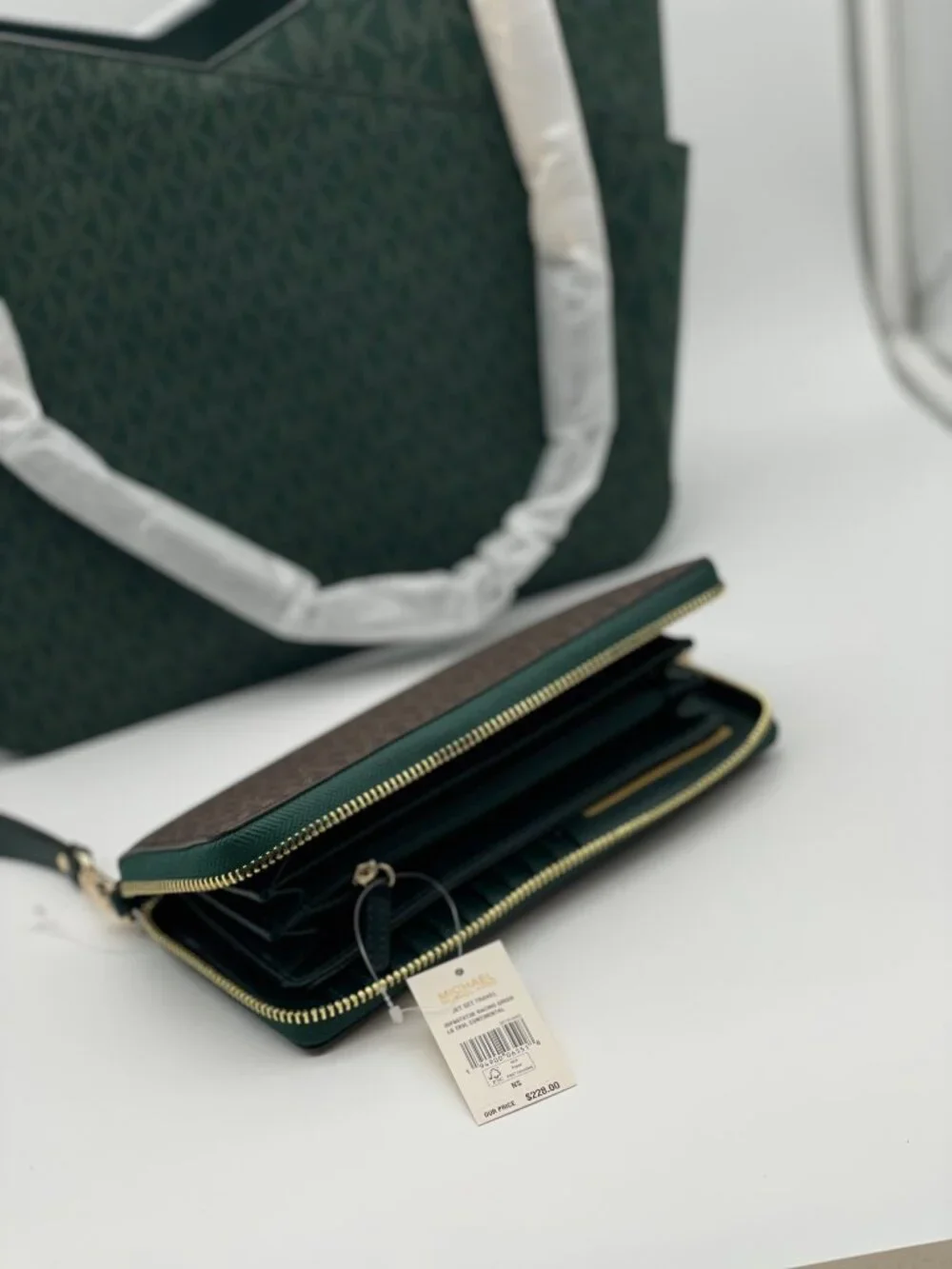 Michael Kors Jet Set Large Signature Logo Bag w/ Racing Green Continental Wallet
